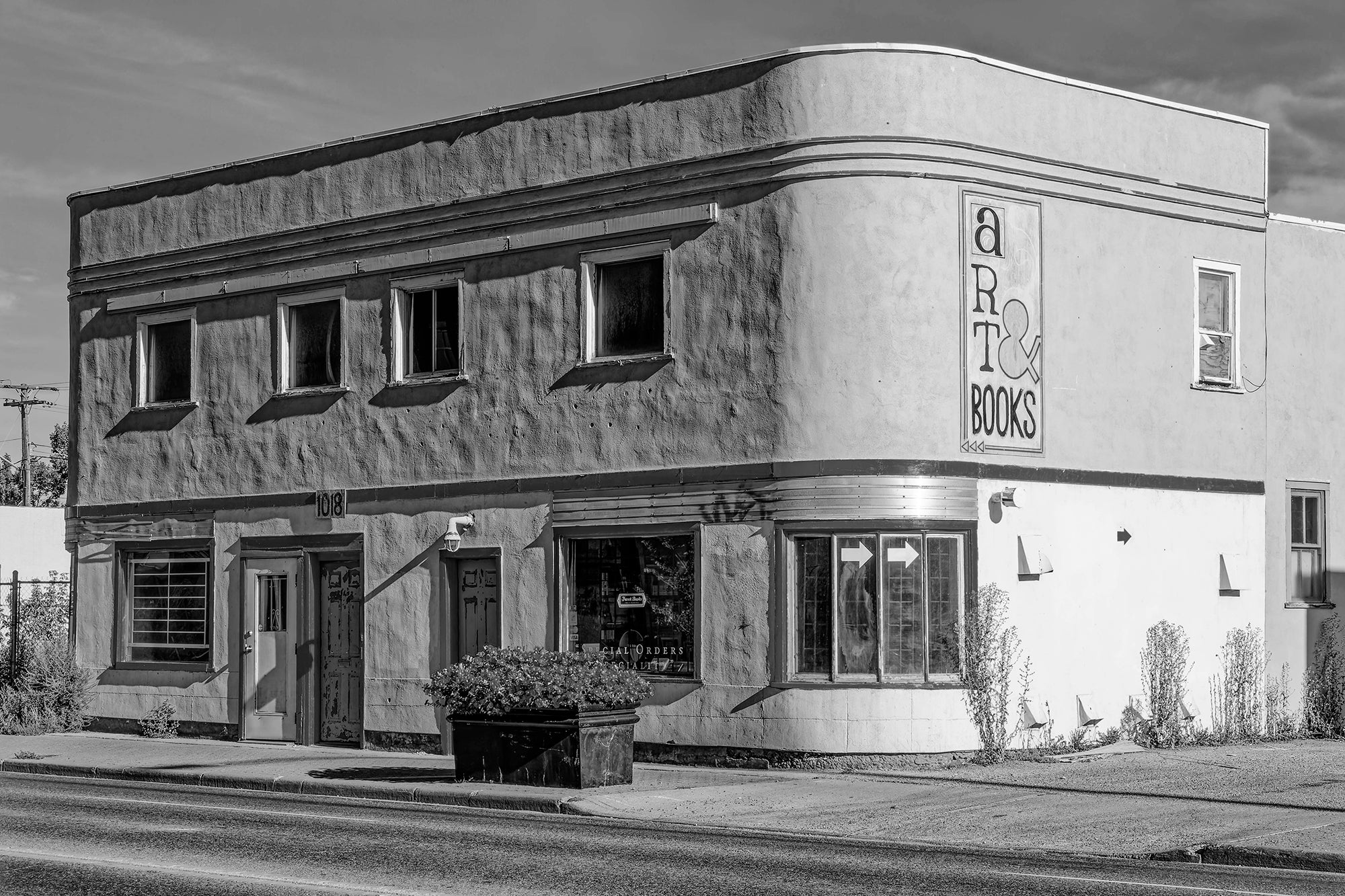 Frost Books, Inglewood