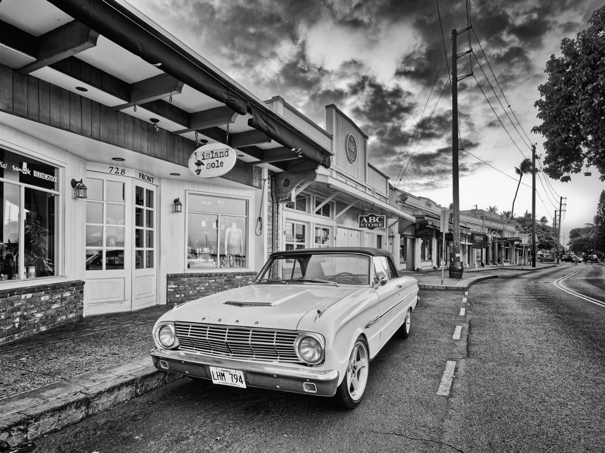 Vintage Ford, Front Street, Lahaina, 2019