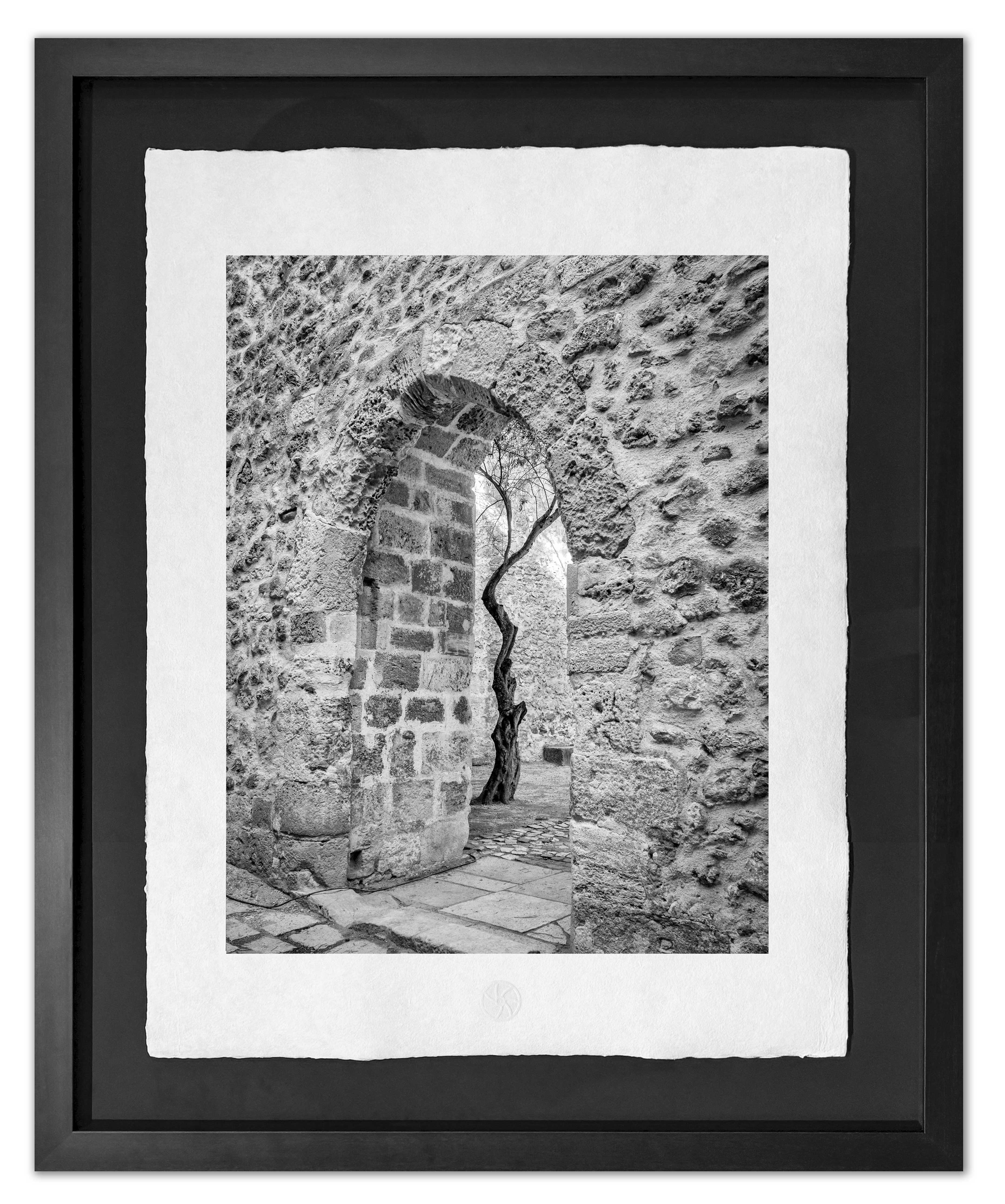 Glimpse, Archway, Castle de Sao Jorge, Lisbon 2018